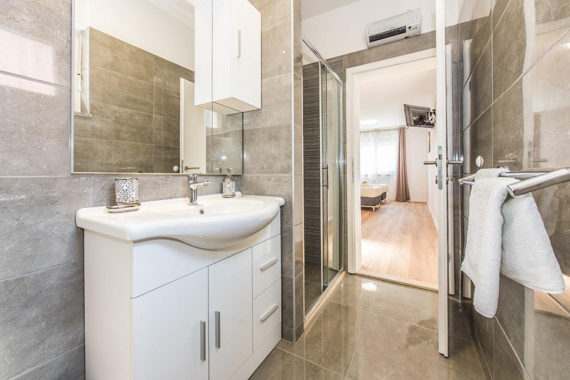 Villa Mandalina bathroom photo 2